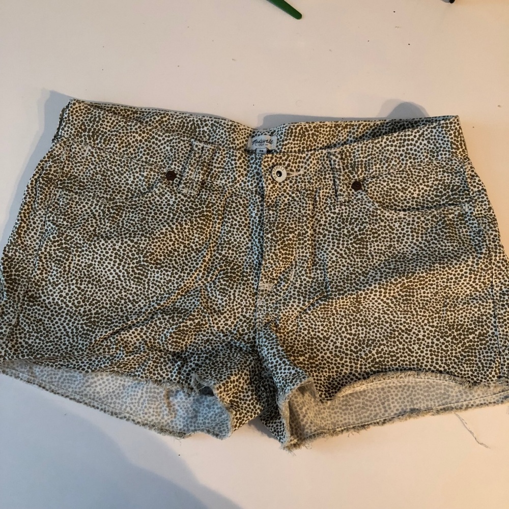 Madewell size 28 brown polka dot shorts